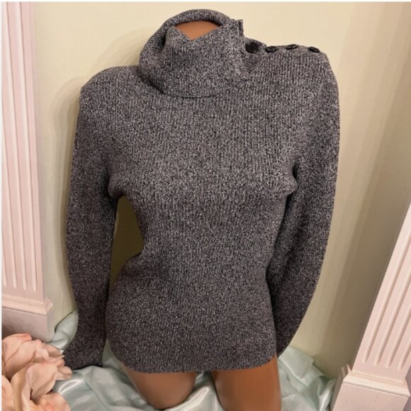 Reference Point. Size Medium. Cotton Turtle Neck Pullover Gray Sweater. B125 - Picture 1 of 4